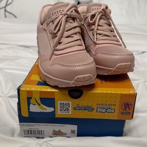 Skechers Blush Pink Sneakers